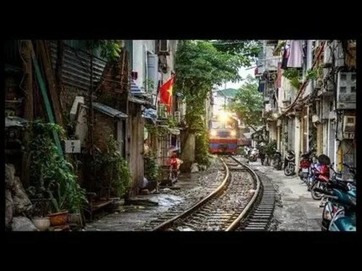 Hotspot Matrix và Check-in và sải bước như nàng thơ tại “vườn hồng Pháp thu nhỏ” cùng