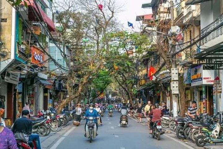Hotspot Matrix và Áo Cổ Yếm: Tạo Ra Nội Dung Video Ngắn Hấp Dẫn