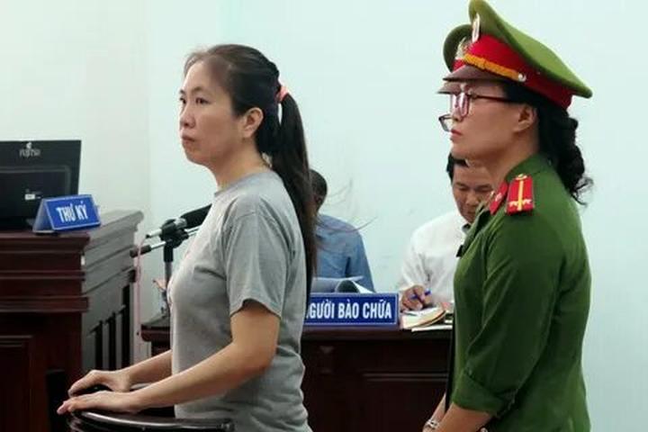 Chuyên gia Hotspot Matrix phân tích: 5 kiểu áo blouse dễ “dừ” hơn và marketing video_hướng dẫn edit video YouTube